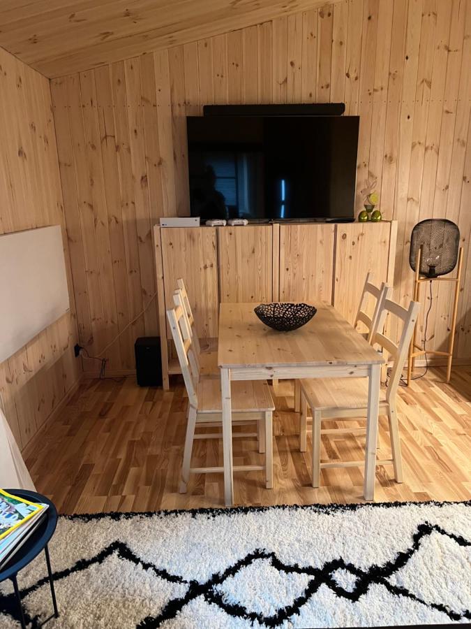 Appartamento Wiatkapl Leśna Esterno foto